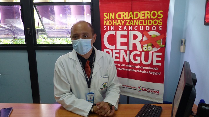 Epidemiólogo regional informó sobre casos de dengue en la región tras inicio de la temporada de lluvias. / Foto: Anggy Polanco / La Opinión 