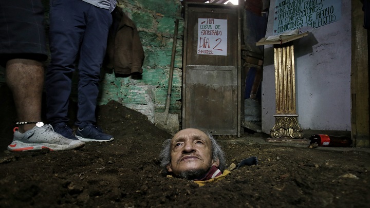 Adulto mayor completó dos días enterrado vivo en su casa para pedir ayuda,/Foto: Colprensa