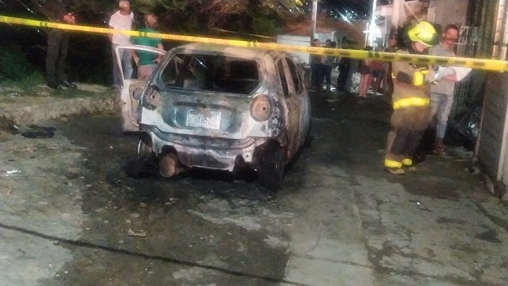 taxi quemado.