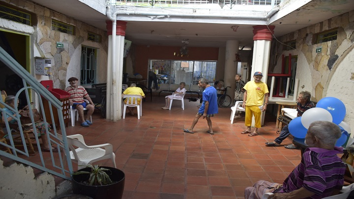 El hogar está ubicado en el barrio El Contento. Las ayudas han disminuido en los últimos años./ Foto: Pablo Castillo/La Opinión