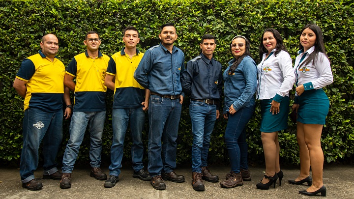Grupo de colaboradores del CDA Certificado Nacional de Motos en San Rafael./Foto: cortesía