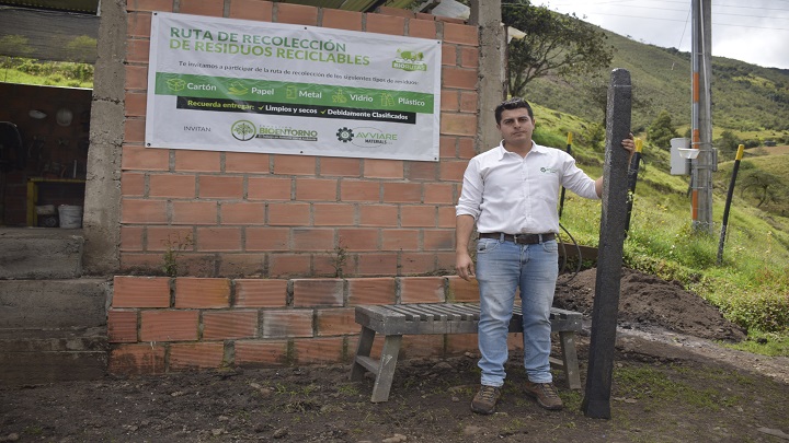 Wilmer Nicolás Mogollón Vargas, líder del emprendimiento con el que ya genera cinco empleos.  / Foto: Pablo Castillo / La Opinión
