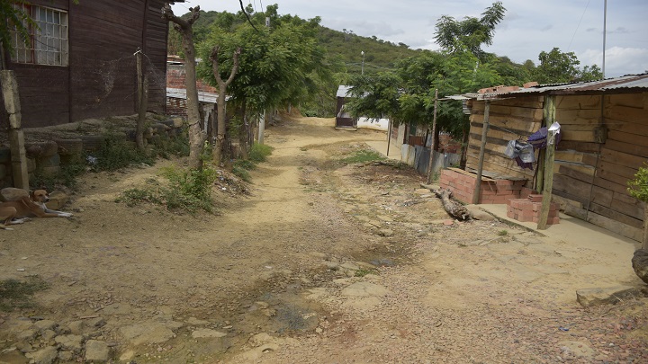 El asentamiento, que está conformado por unas 370 familias, está ubicado a un costado del anillo vial, en el occidente de Cúcuta. / Fotos: Pablo Castillo/La Opinión