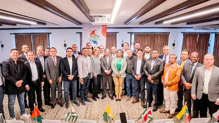 Presidente electo Gustavo Petro se reunió con gobernadores