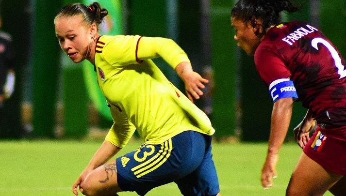 “El fútbol femenino es una muestra de la constancia y la berraquera de las mujeres”, Carlos Paniagua, técnico de las selecciones Colombia femeninas juveniles. 