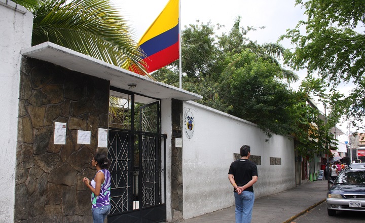 Los 15 consulados que funcionaban en Venezuela fueron cerrados desde 2019./Foto archivo La Opinión