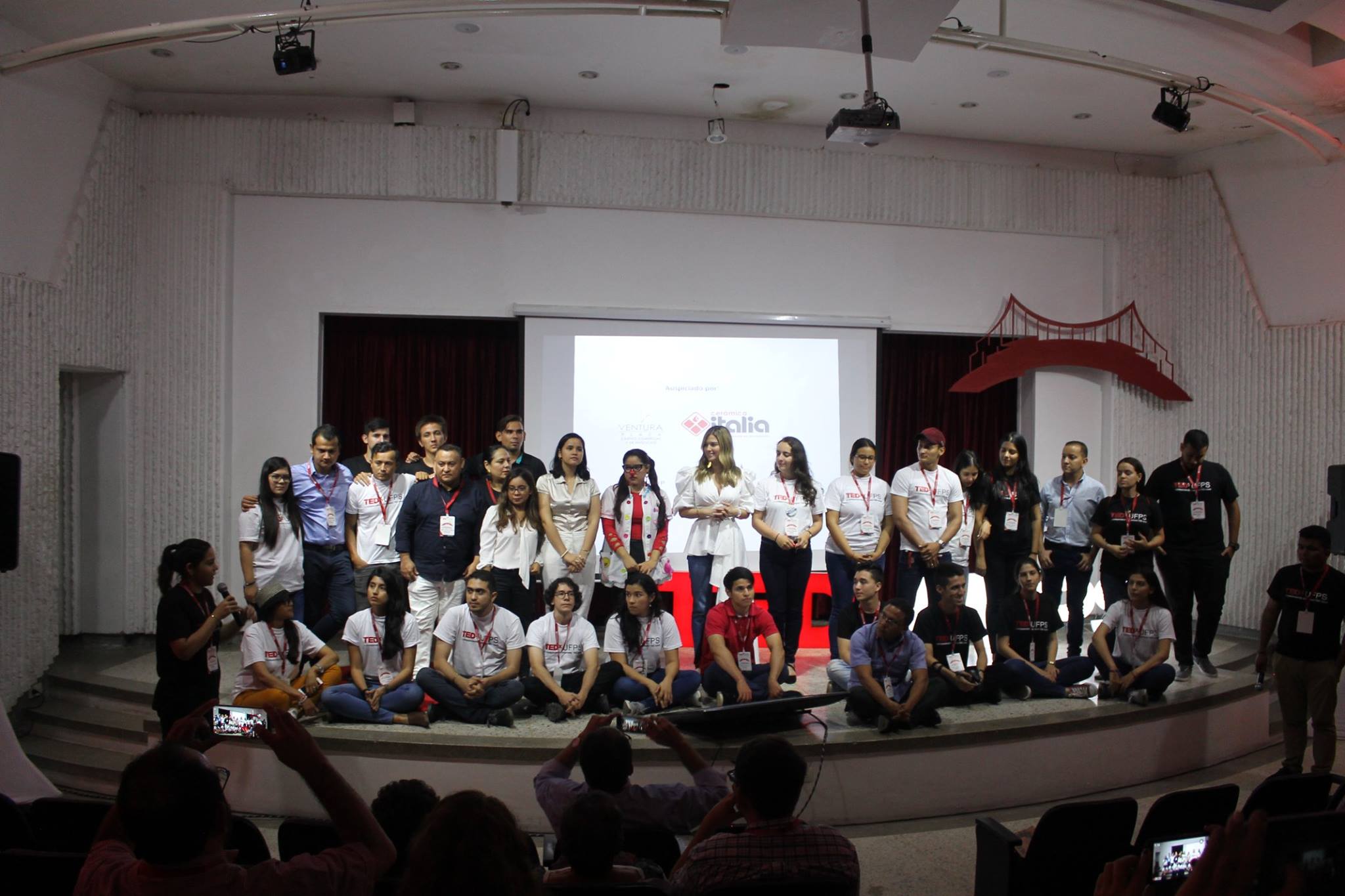TEDxAvenidaCero promueve la identidad de la región