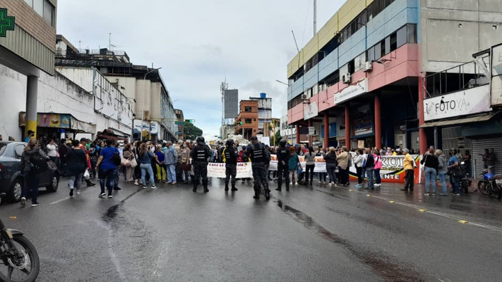 Maestros del Táchira protestan por mejores condiciones laborales 