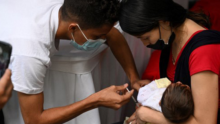 Cae la vacunación en Venezuela