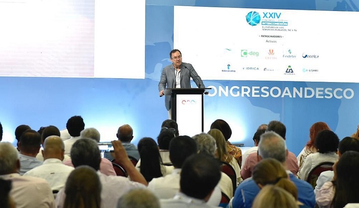 El ministro del Interior, Alfonso Prada, se refirió a la situación de los cultivadores de coca./Foto cortesía Mininterior