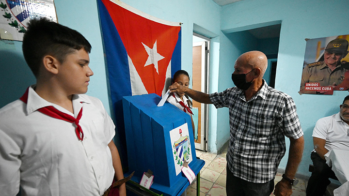 Votaciones en Cuba.