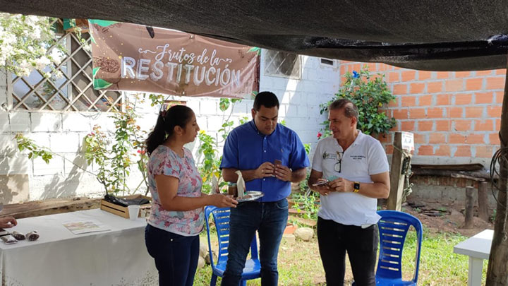 Apoyarán a cacaoteros restituidos con espacios en mercados campesinos./Foto: cortesía