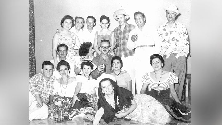 Foto del recuerdo | Disfraces en Cúcuta 1958./Foto: *NI (No Identificado)