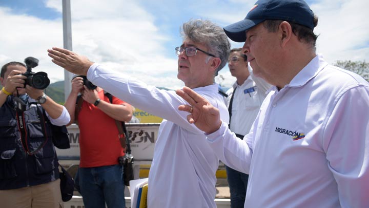 Visita director Migración Colombia puente Simón Bolívar