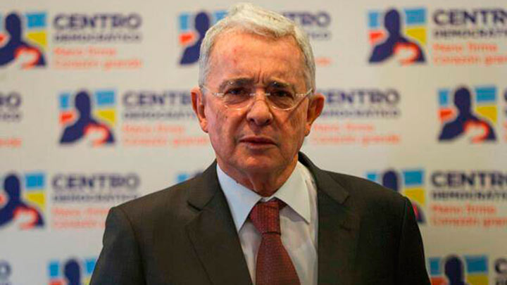 Previamente, el fiscal del caso había asegurado que Uribe no cometió conductas ilegales.