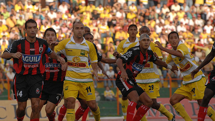 Braynner García en el Atlético Bucaramanga. 