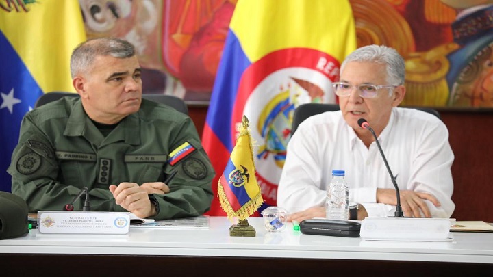 Reunión a puerta cerrada para abordar temas de seguridad entre autoridades de Colombia y Venezuela. Fotos cortesía La Opinión 