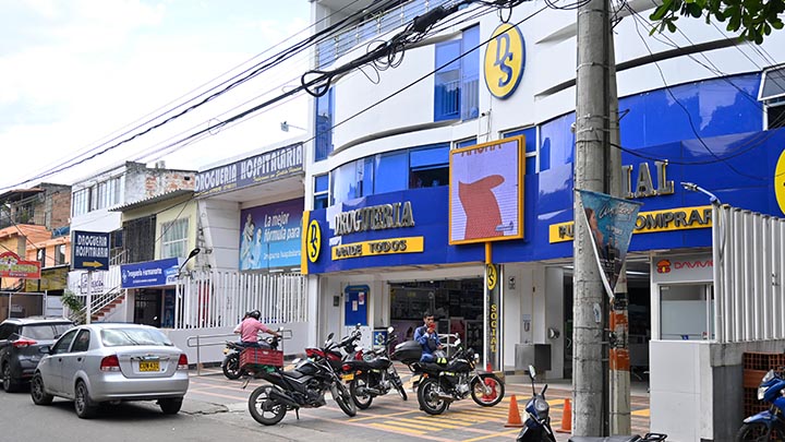 ¿A qué se debe el auge de las farmacias en Cúcuta?