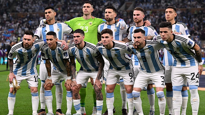  Tras más de tres décadas, la selección Argentina de la mano de Lionel Messi reconquistó la Copa del Mundo.