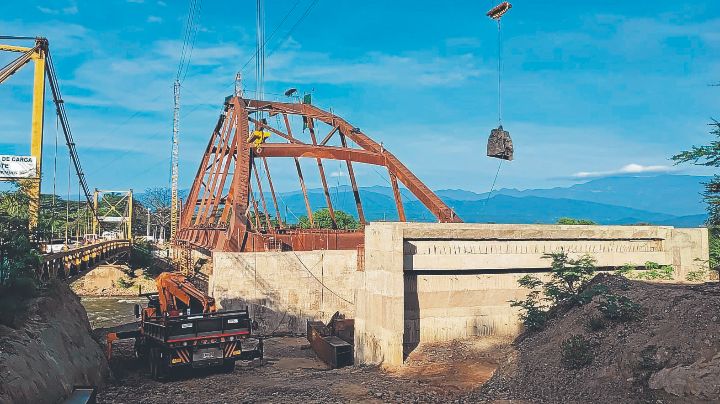 Demora en los trabajos del puente preocupa a comerciantes de El Zulia