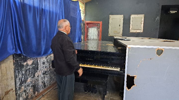 Se logró una alianza para reparar el único piano de cola que existe en Táchira./ Foto: Anggy Polanco / La Opinión 