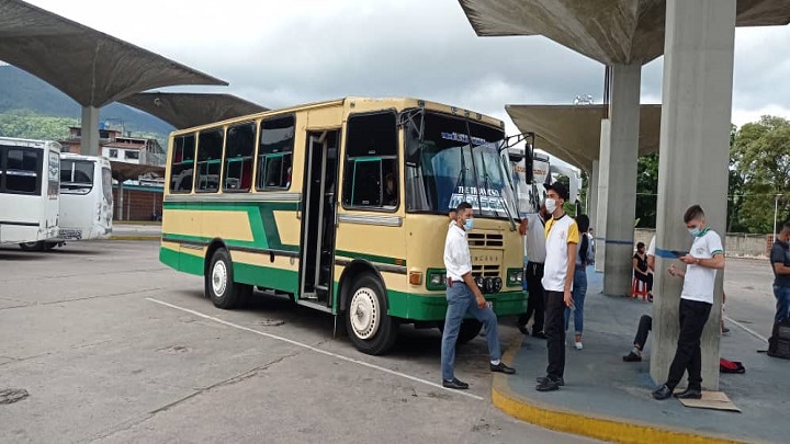 Devaluación del bolívar golpea el bolsillo de los transportadores tachirenses. Fotos Anggy Polanco 