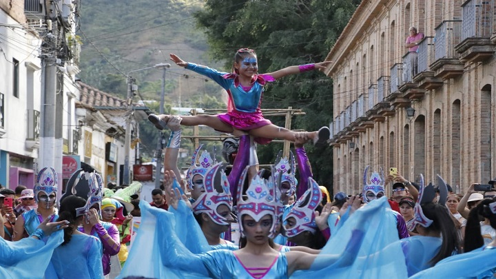 Con distintas actividades folclóricas se busca cambiar las costumbres de carnaval en el municipio de Ocaña.