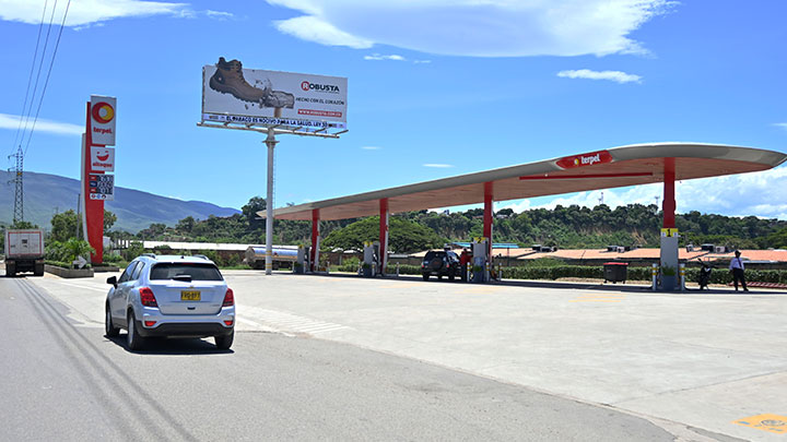 Norte de Santander tiene un cupo de combustible exceptuado (subsidiado) de 12 millones 800.000 galones. / Foto Jorge Iván Gutiérrez-La Opinión