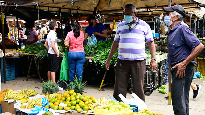 En la categoría de alimentos y bebidas no alcohólicas, Cúcuta registró una inflación de 30,67%, de acuerdo con el DANE. / Foto Jorge Iván Gutiérrez-La Opinión