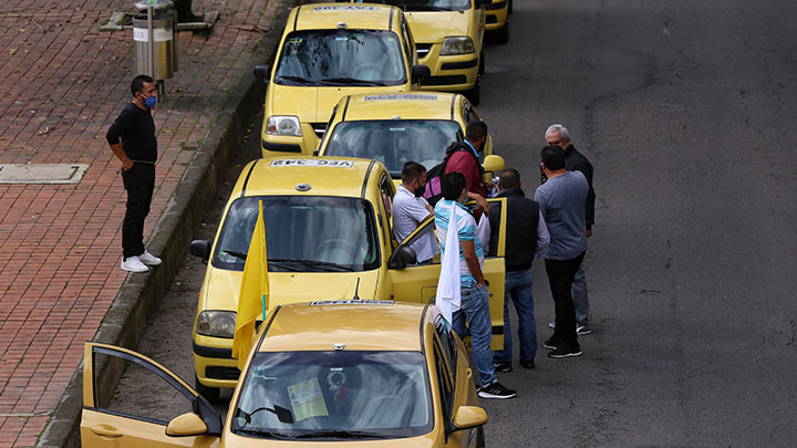 Gremio de taxistas suspendió movilizaciones de este lunes./Foto: Colprensa