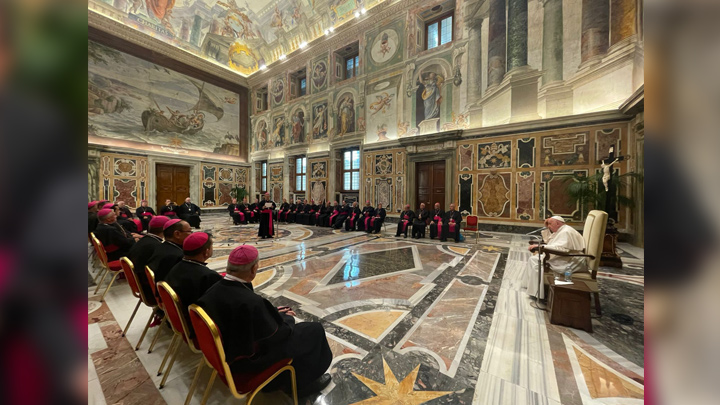El encuentro se dio en El Vaticano 