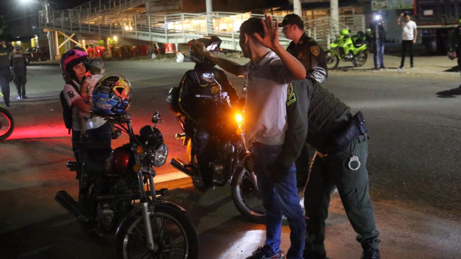 La Policía adelanta operativos nocturnos en Cúcuta 