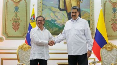 Encuentro de Gustavo Petro y Nicolás Maduro en Palacio de Miraflores