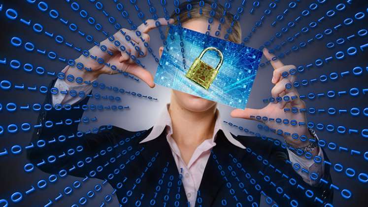 La protección de datos se ha convertido en un tema fundamental para empresas, personas, instituciones y estados, pues con el avance tecnológico la información personal cada vez se ve más expuesta.
