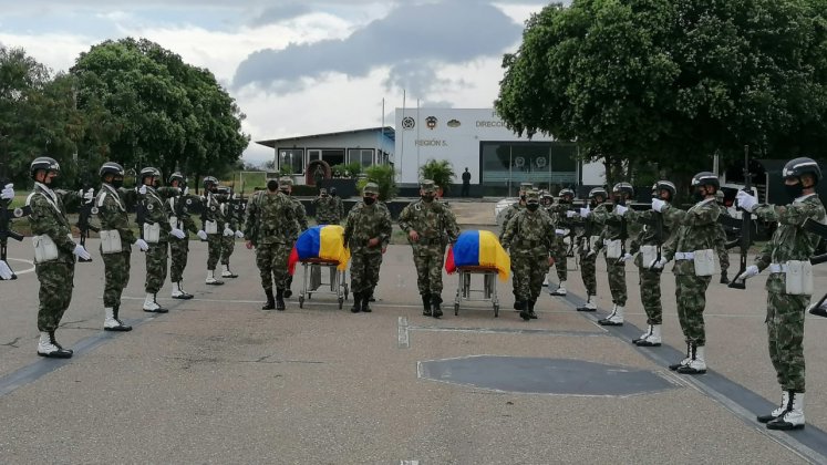 Con honores fueron despedidos los dos soldados, muertos en zona rural de Cúcuta 