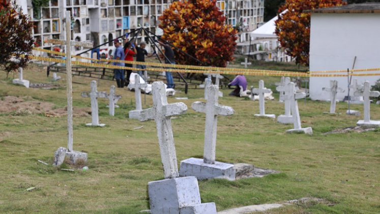 Otros nueve hallazgos forenses se hicieron en el cementerio de Dabeiba. / Foto: AFP