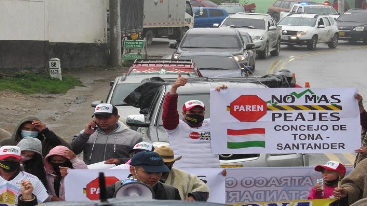 La lluvia impidió que la marcha continuará hasta Mutiscua./ Foto: Roberto Ospino/ La Opinión 