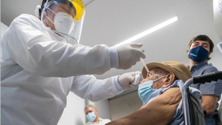 Vacunado un millón en Colombia 