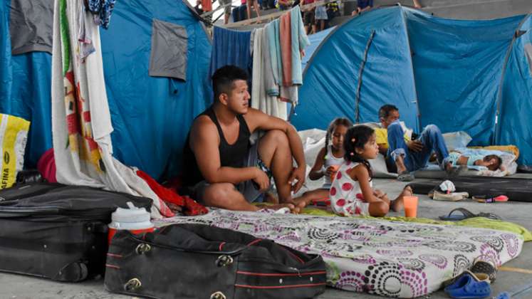Venezolanos desplazados en Arauca. / Foto: AFP