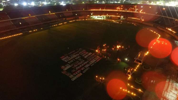 El estadio General Santander se iluminó.