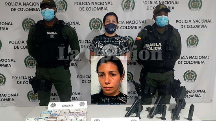 Carmelina Parra Villa, quien fue sorprendida con tres armas de fuego, 35 millones de pesos en efectivo y 20.000 euros.