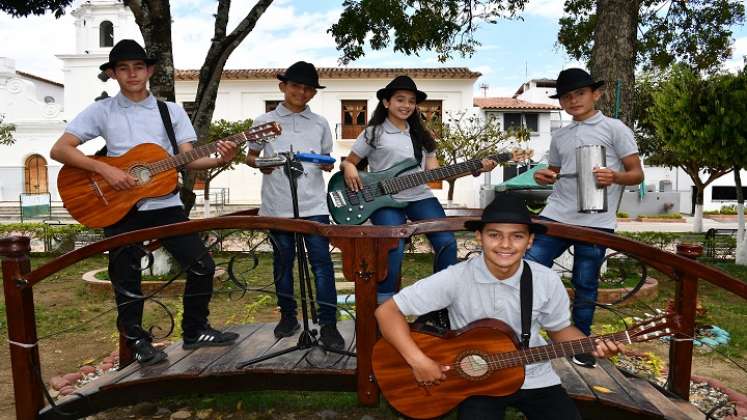 Los niños son amantes de la música tradicional campesina, en especial de la carranga y apuestan a la construcción de paz a través del arte y la cultura. / Cortesía