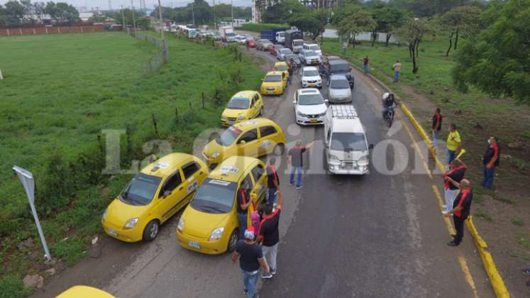 El gremio 'amarillo' registra cierres parciales en la ciudad./Foto: Juan Pablo Cohen