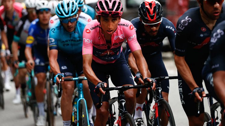Egan Bernal llegará como líder a la última etapa del Giro de Italia 2021. 