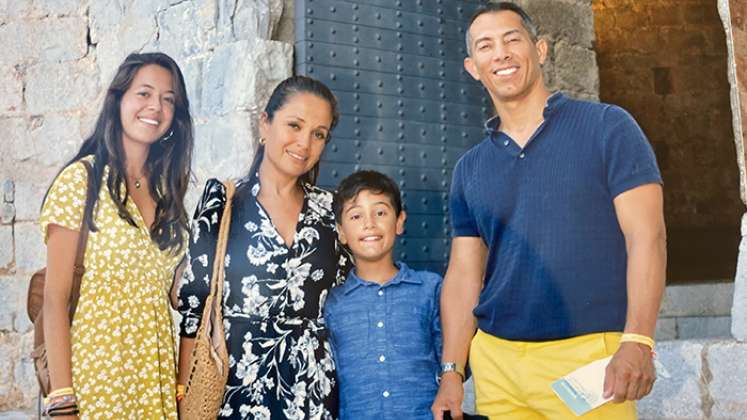 Aunque viven en España, la familia Diaz Pabón viaja seguido a Colombia para compartir con sus familiares. / Foto Cortesía
