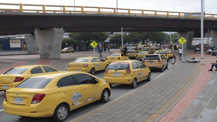 El gremio de taxistas aseguró que si no ven resultados volverán a manifestarse  de manera pacífica. / Foto : Luis Alfredo Estévez/ La Opinión 