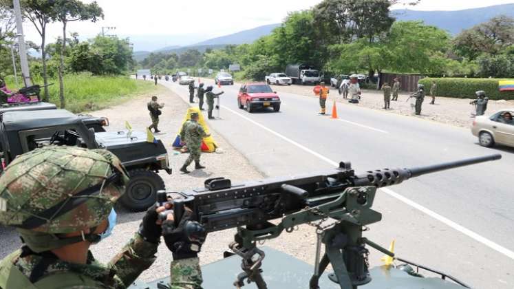 Ejército brinda seguridad en vías de Norte de Santander./Foto: suministrada