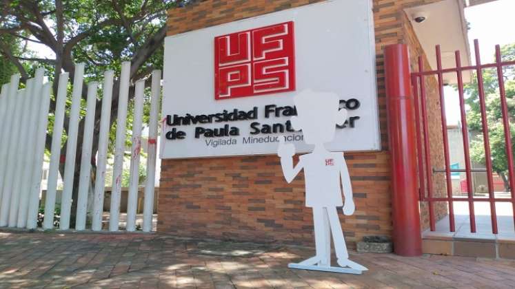Plantón de estudiantes de la UFPS en Cúcuta./Foto: La Opinión