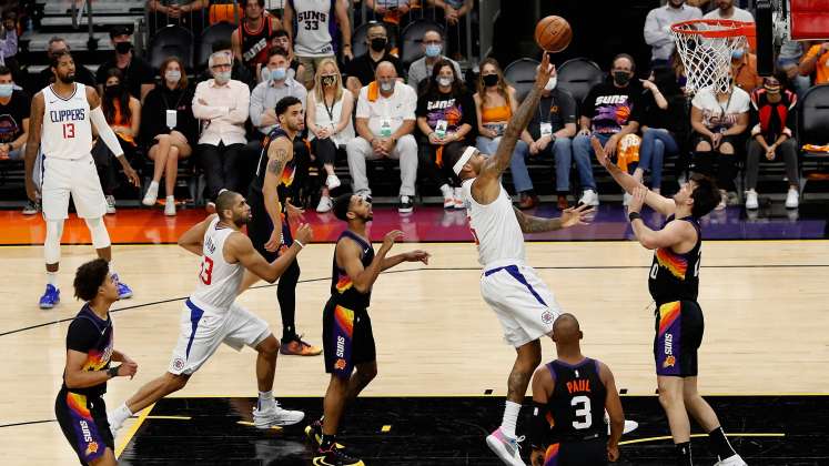 +Los Ángeles Clippers, frente al Phoenix Suns en la NBA.