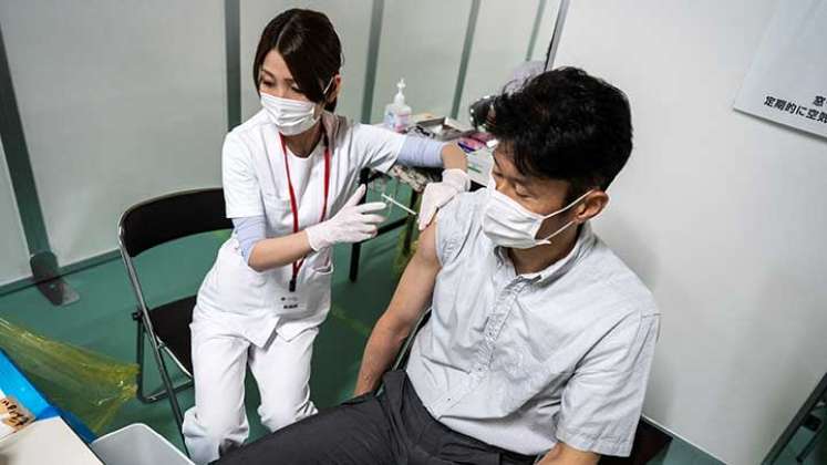 Los  japoneses continúan con el proceso de vacunación para los Olímpicos 